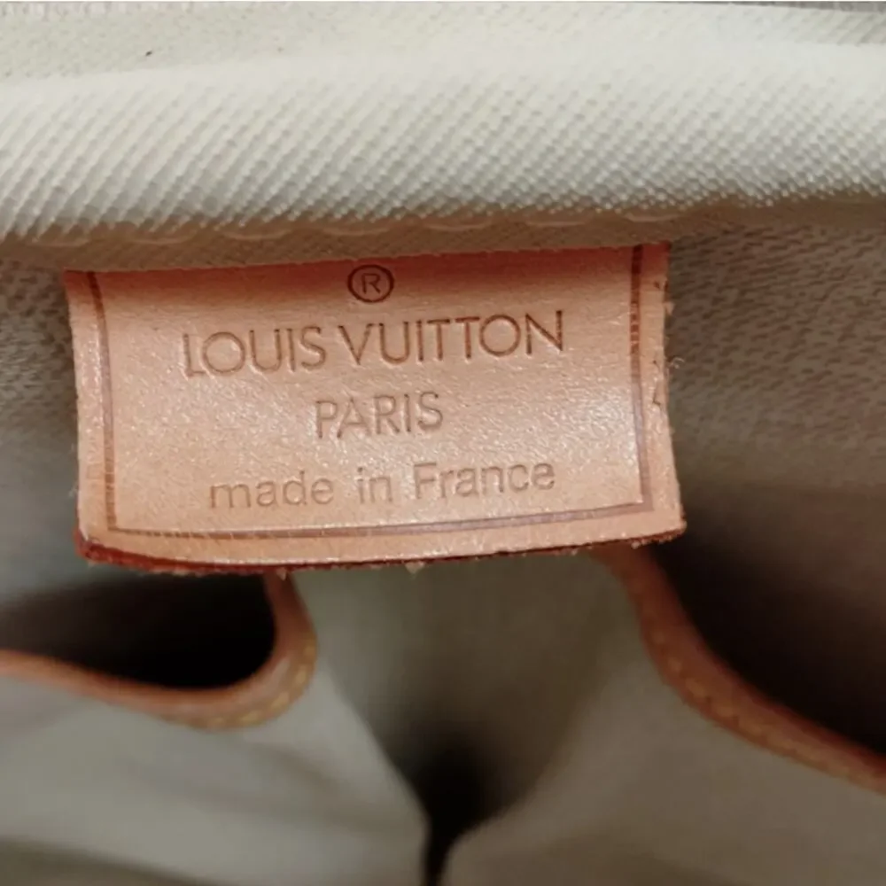 💎✨Beautiful✨💎Authentic Louis Vuitton Monogram Deauville Hand bag
